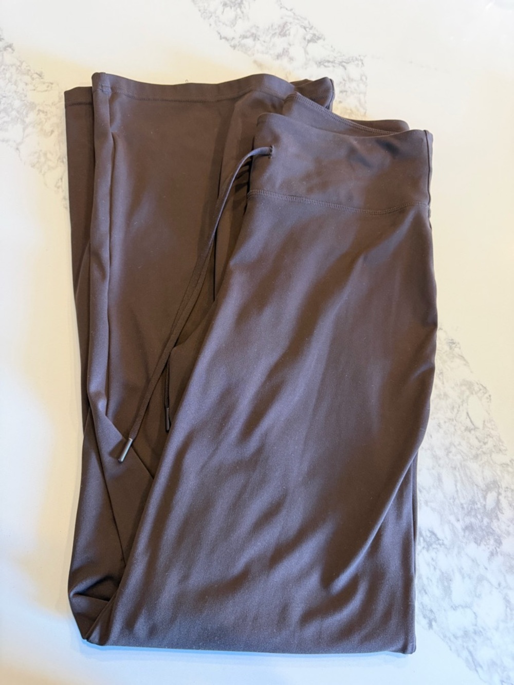 Men's Drawstring Joggers in Dark Brown